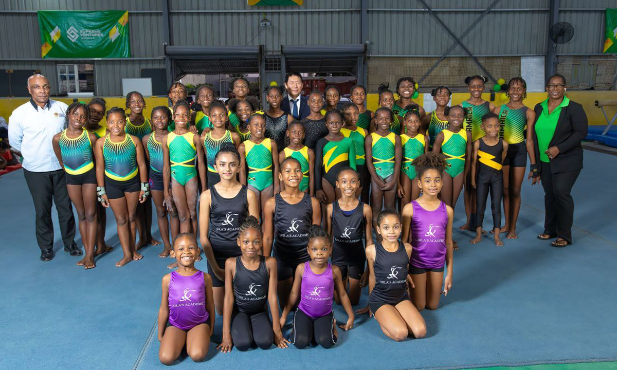 FIG President strengthens gymnastics in Jamaica with inspirational visit